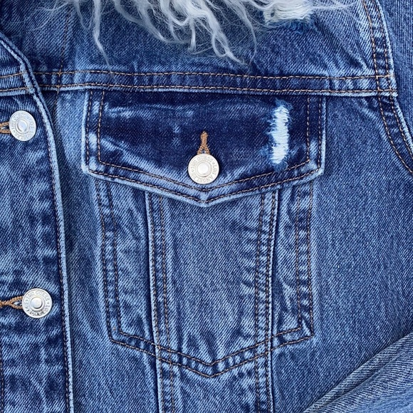 NEW GUESS 90s Iconic Faux-Fur Denim Jacket SZ S - Picture 9 of 11